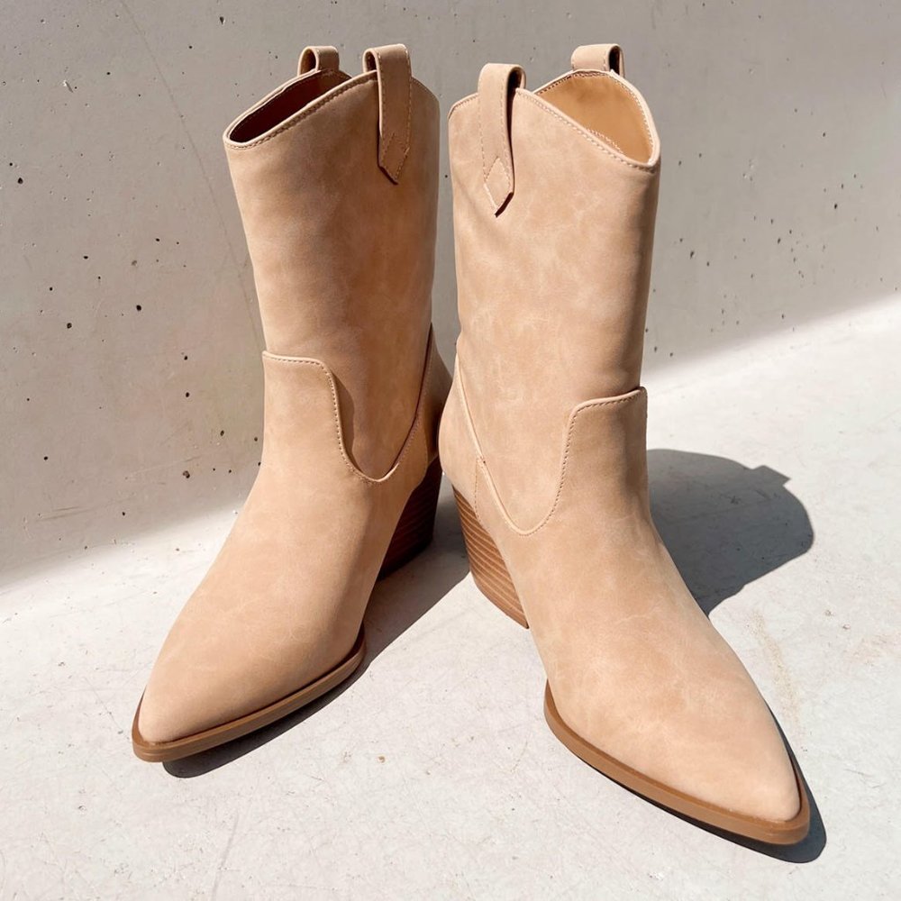 NEW Tan Distress Nubuck Faux Leather Pointy Toe Block Heel Western Ankle Boots - Picture 4 of 11